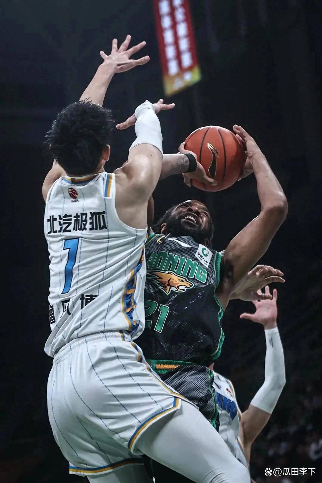 平博体育关于转折点！马赛完成体检；CBA季后赛国际比赛日攻防权衡；悬念犹存；赛季目标并未改变的信息