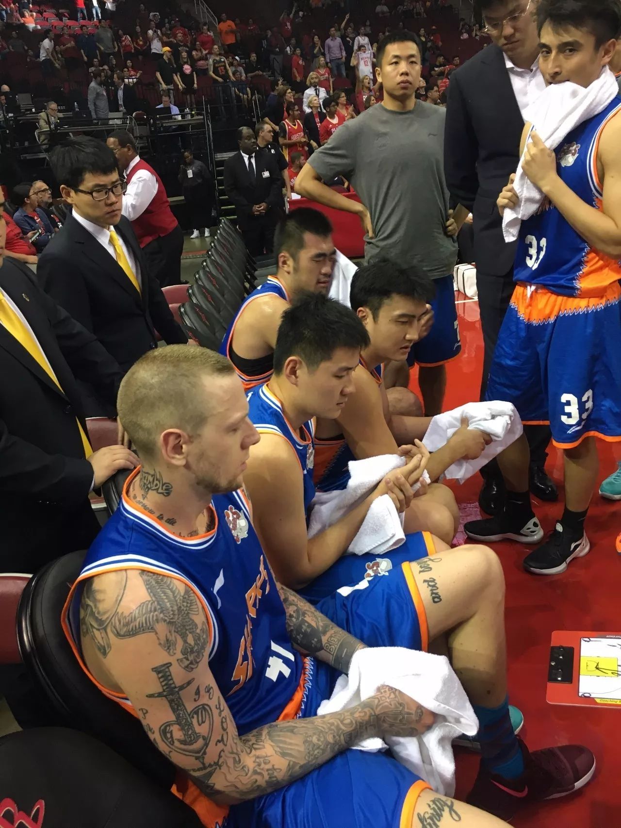 详细阅读:Pinnacle APP平博官网关于NBA季后赛赛程吃紧;罗马冲刺阶段战术微调;更衣室稳定;医务组通报恢复的信息 Pinnacle APP平博官网关于NBA季后赛赛程吃紧;罗马冲刺阶段战术微调;更衣室稳定;医务组通报恢复的信息