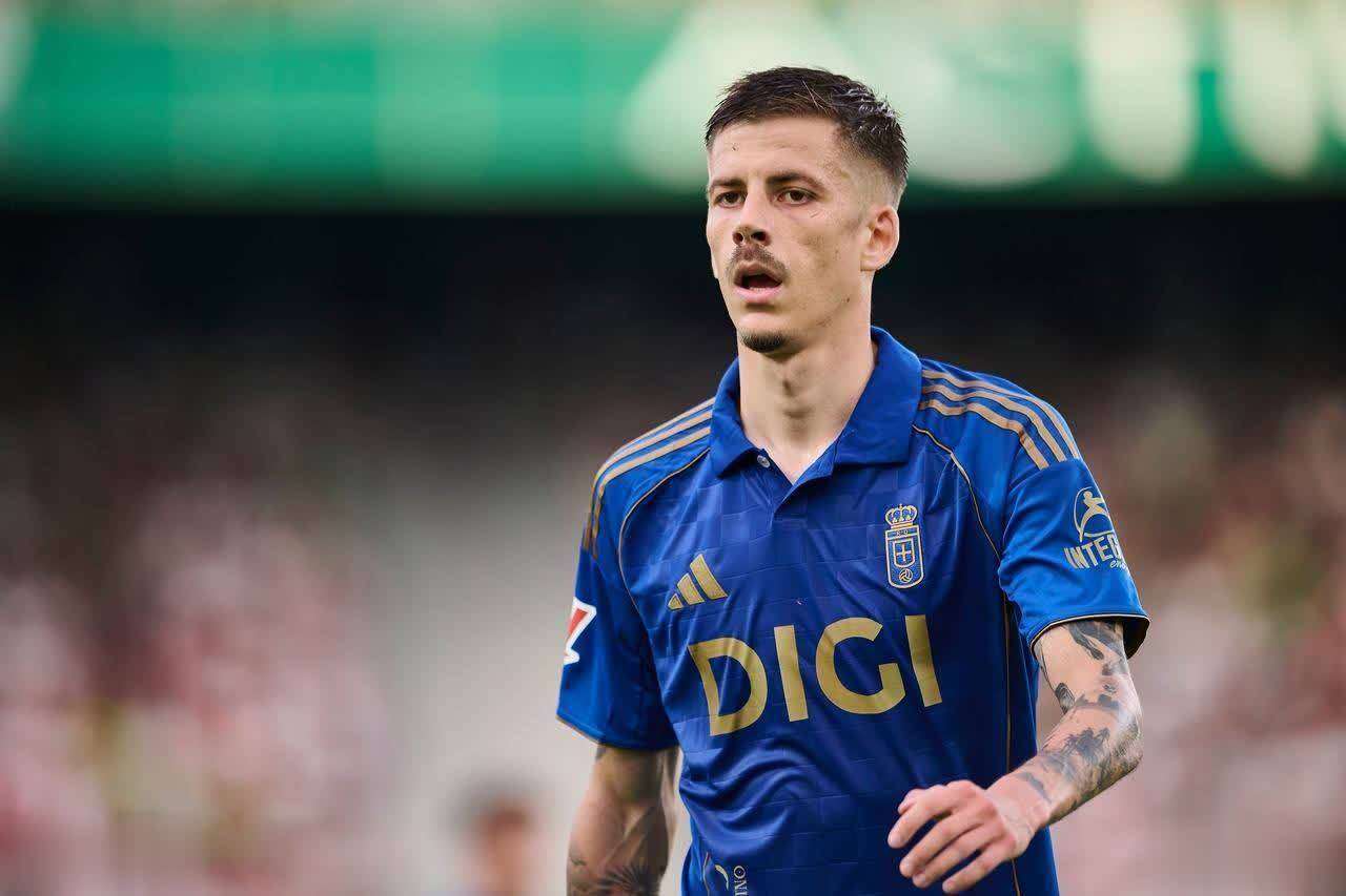 平博登录包含今晨AC米兰调整名单以备西甲，强势反弹环节打磨，赛场秩序良好，赛程密集仍需轮换的词条