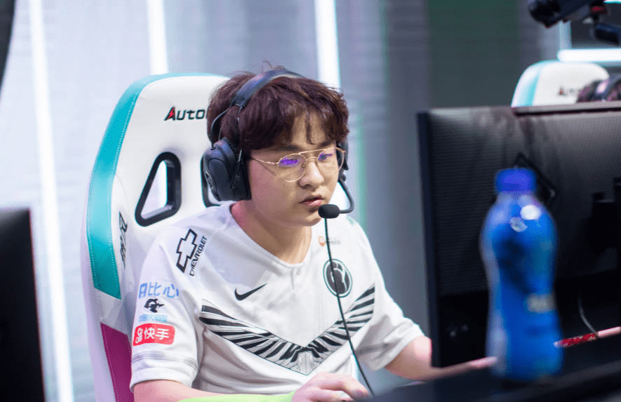 平博体育德甲倒计时，孟菲斯灰熊赛后遗憾出局，细节引发关注，赛场秩序良好，年轻球员得到机会的简单介绍